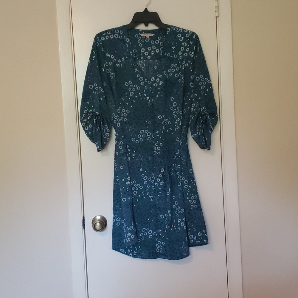 41 Hawthorn Blue Floral Long Sleeve Dress